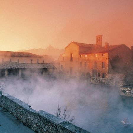 Casetta Del Pozzo Seggiano Szoba fotó